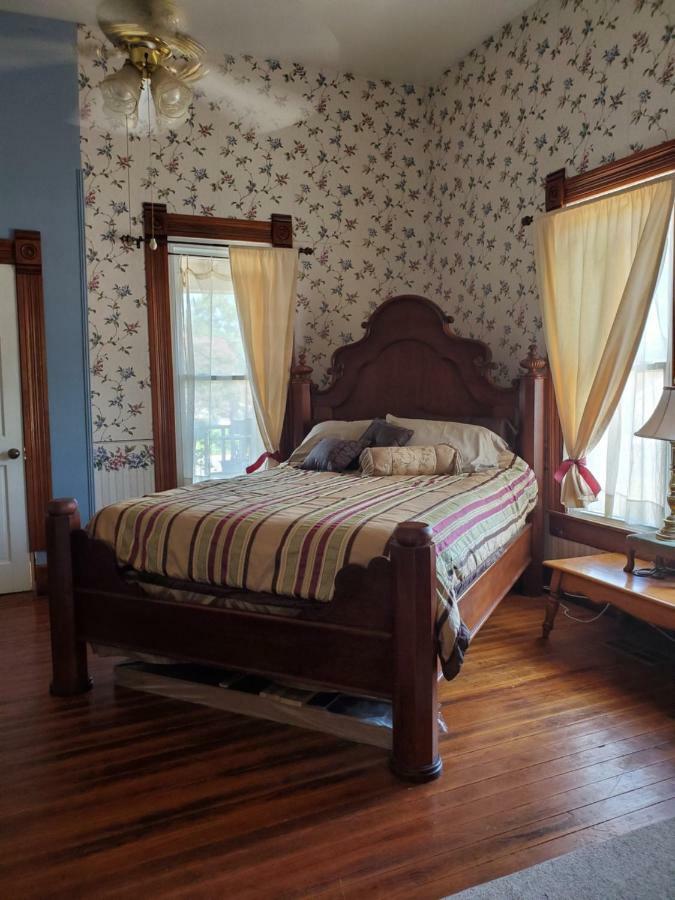 1890 Karcher Haus Bed and Breakfast Llano Buitenkant foto